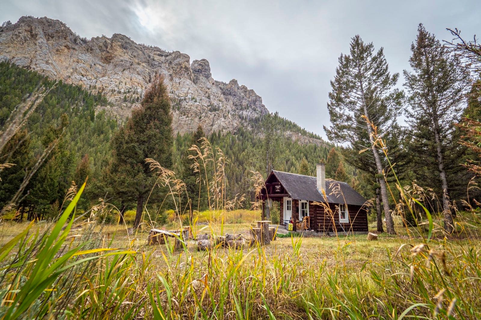 Historic ranger station in Canyon Creek/Vipond Park